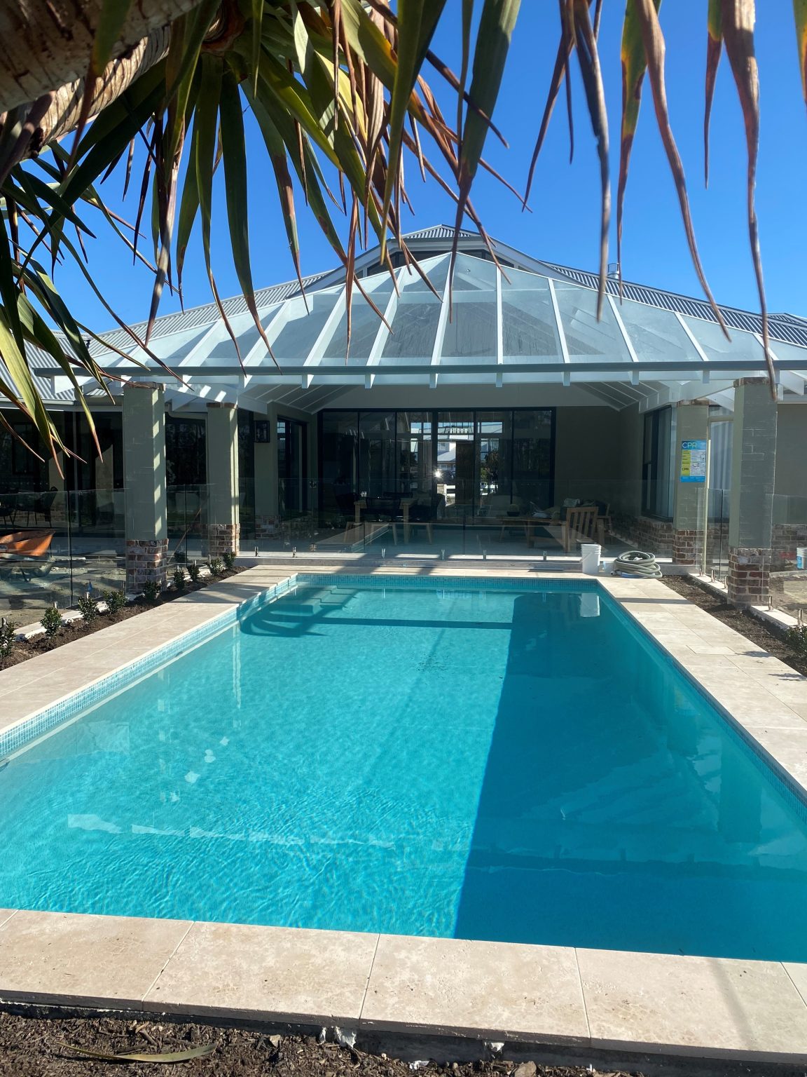 6 ALCORN PLACE PITT TOWN Brisbane Water Glass